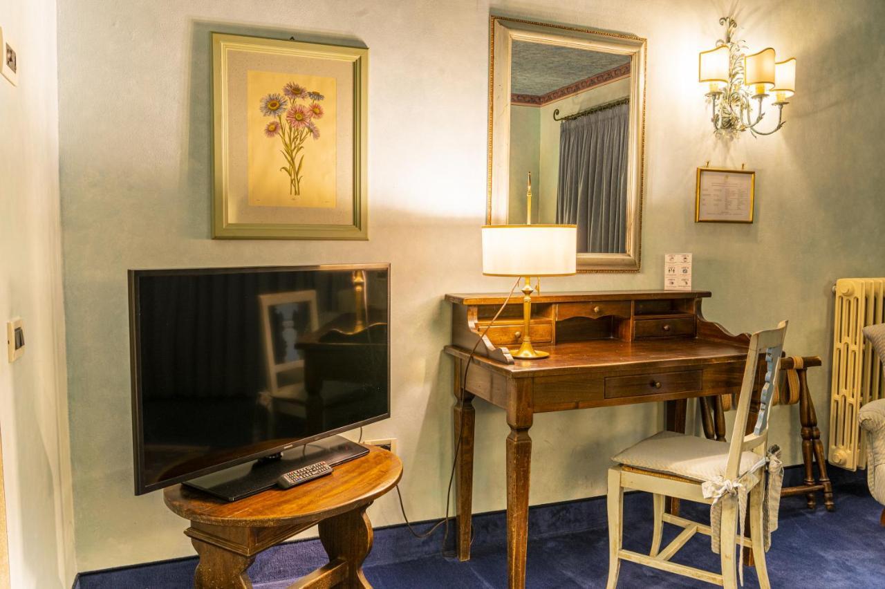 Hotel Boccaccio Calcinaia Kültér fotó