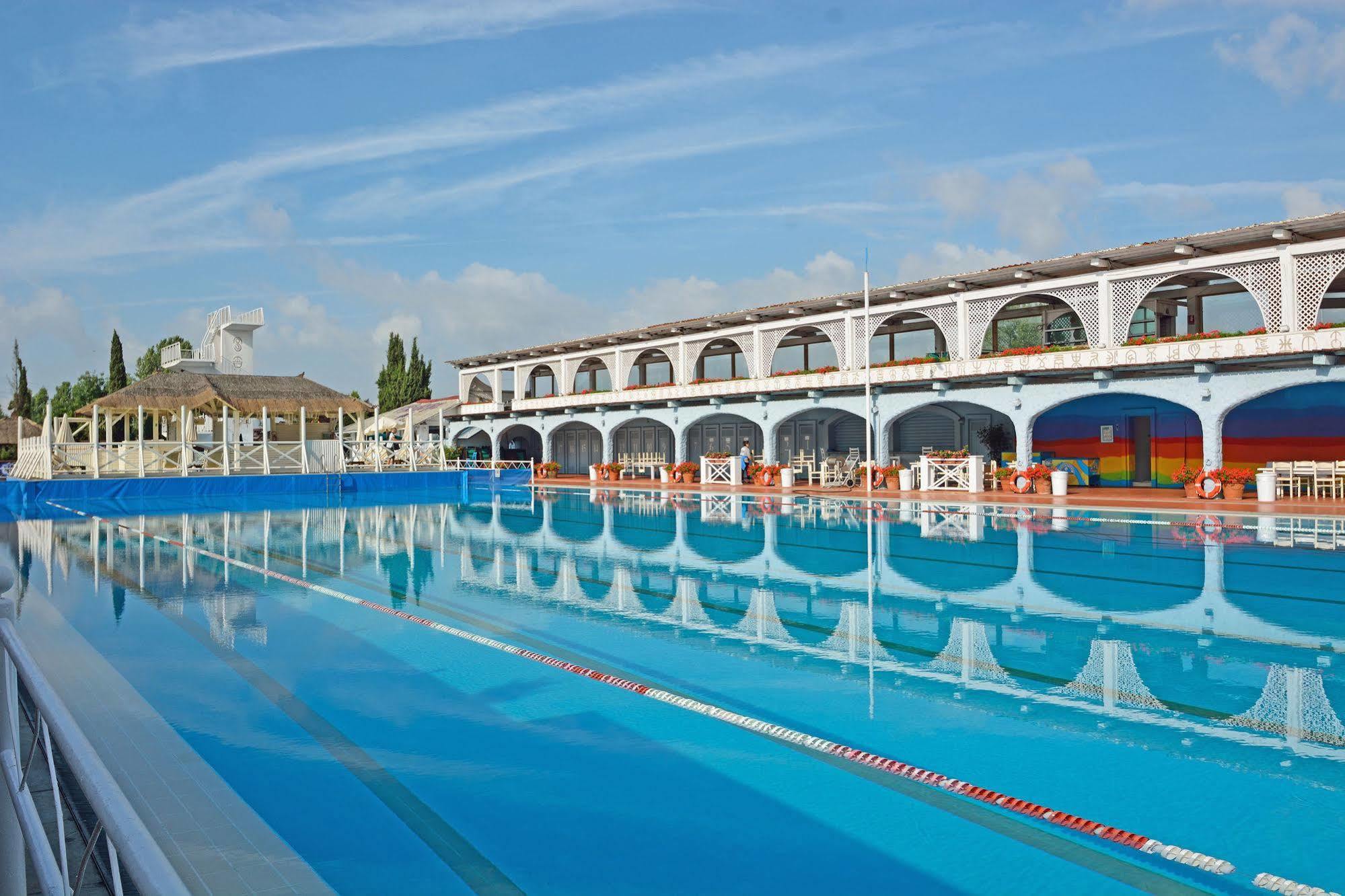 Hotel Boccaccio Calcinaia Kültér fotó