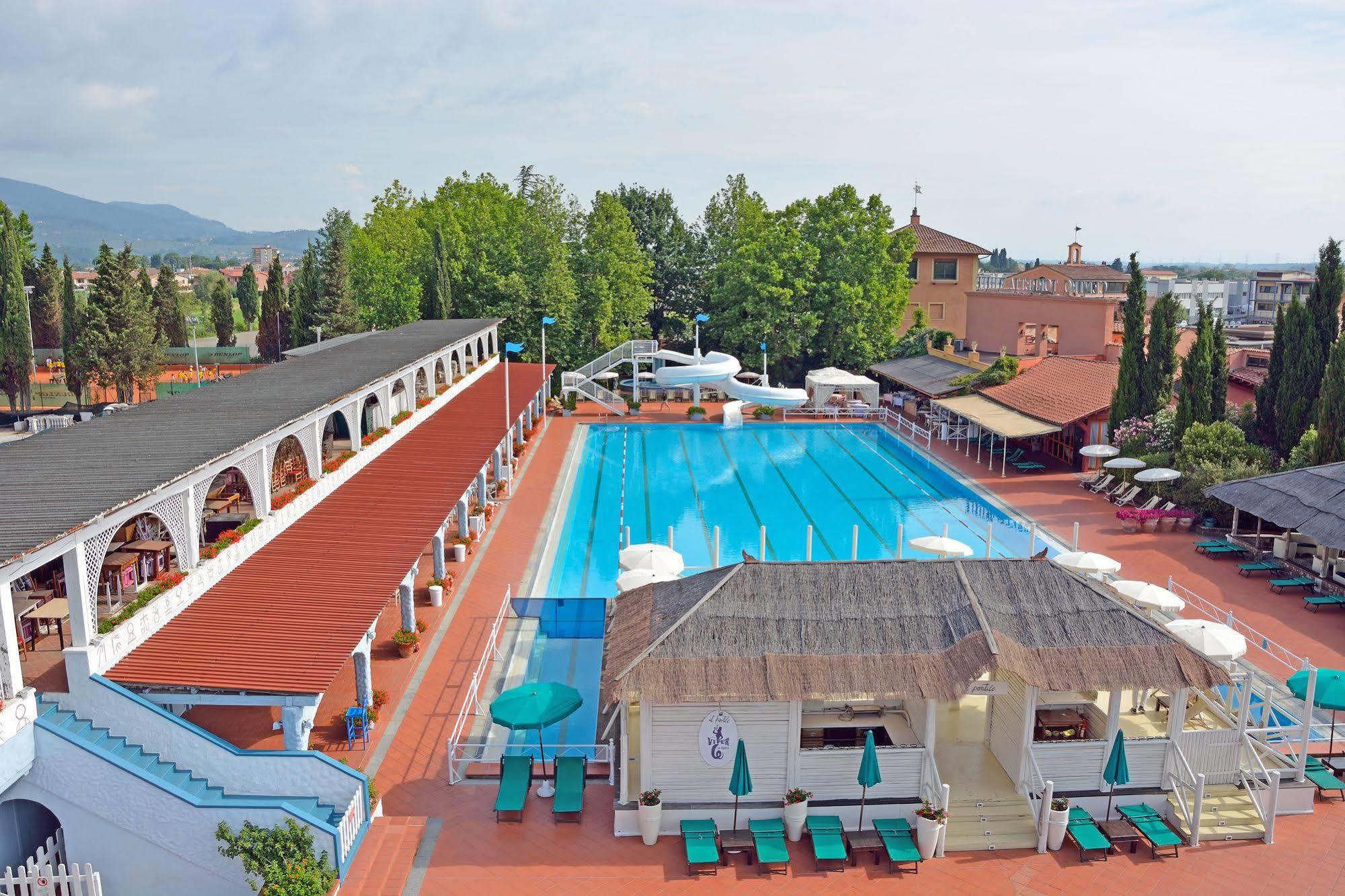 Hotel Boccaccio Calcinaia Kültér fotó